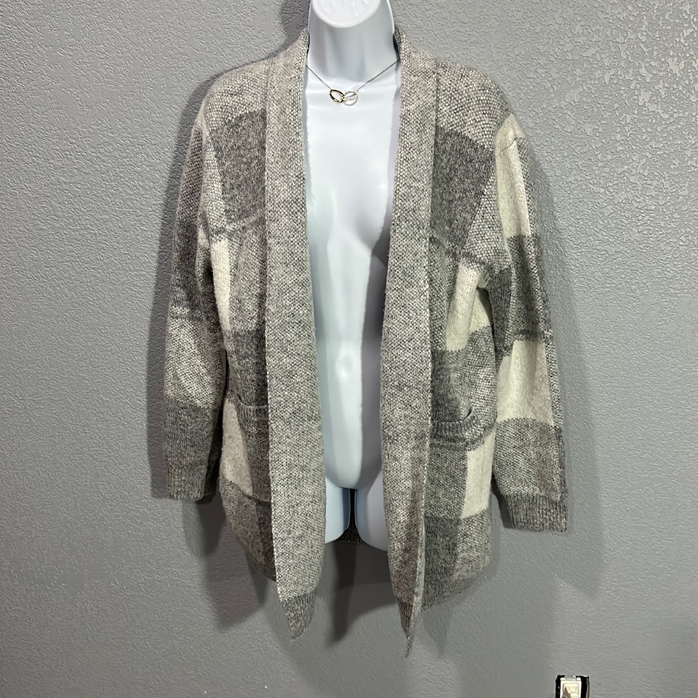 NWOT flawless open front cardigan